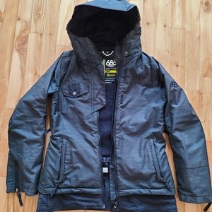 686 Snowboard/Ski + Street Jacket (S)
